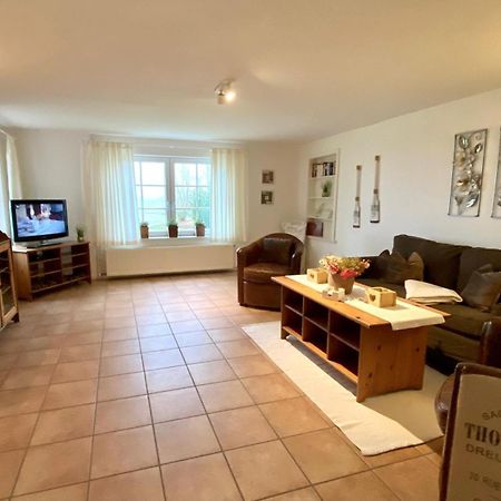 Eichenhof IV Apartment Grothusenkoog Екстериор снимка
